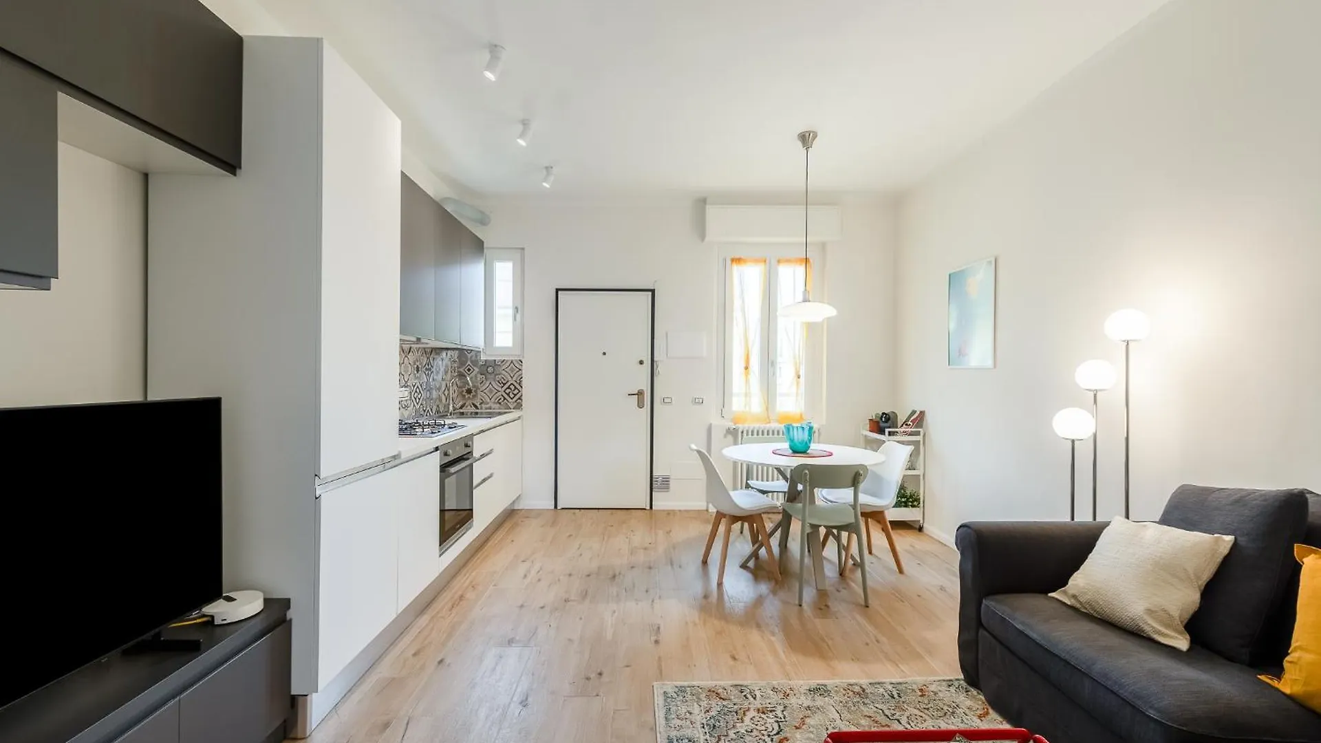 Casa Oriana 1 Milano Centro-Metro M1 Apartment