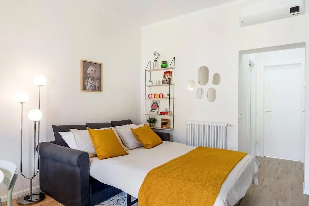 Casa Oriana 1 Milano Centro-Metro M1 Apartment 0*, Milan Italy