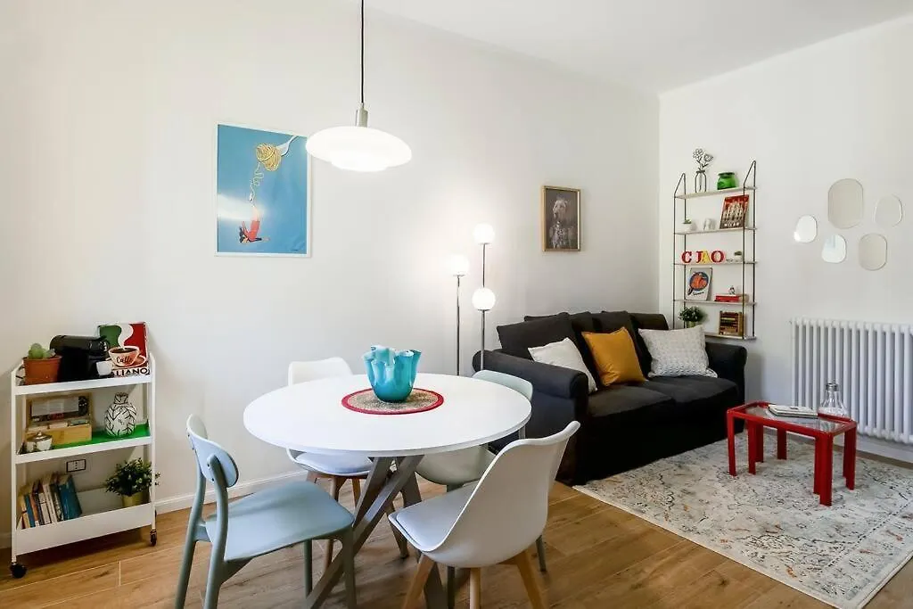 Casa Oriana 1 Milano Centro-Metro M1 Apartment